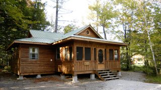 Mutt's Staff Cabin